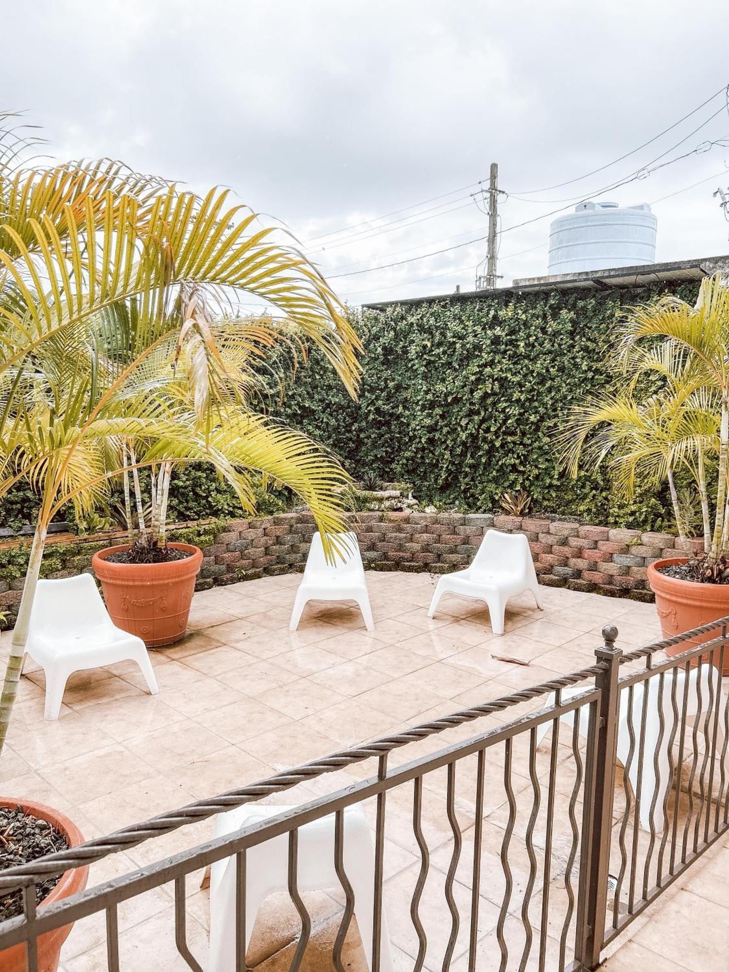 Rincon Plaza Hotel Bagian luar foto