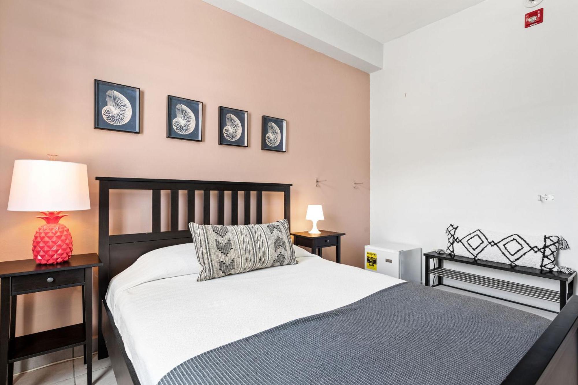 Rincon Plaza Hotel Bagian luar foto